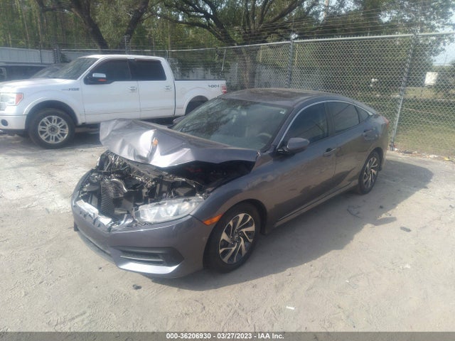 Honda Civic Sedan Ex 2018 19XFC2F76JE030145 Image 2