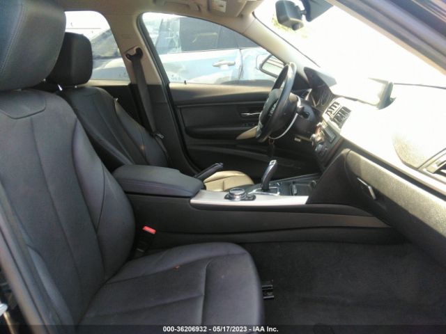WBA3B1C53EP680914 BMW 3 Series 320i