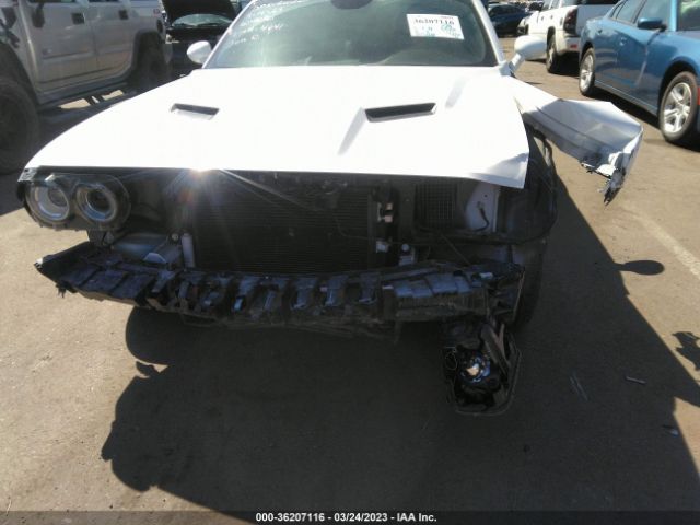 2C3CDZAG9FH894641 Dodge Challenger Sxt