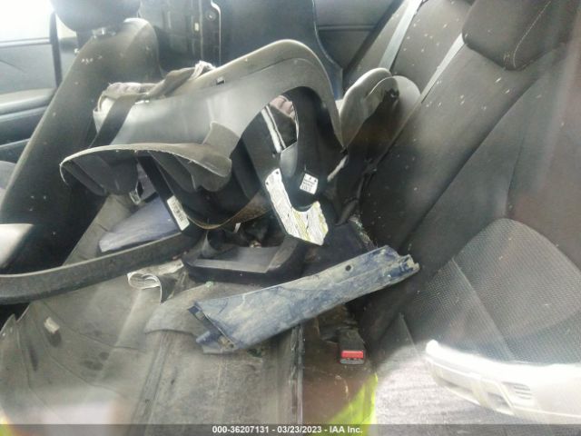 3KPFK4A77JE220364 KIA FORTE LX