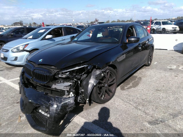 BMW 3 Series 330i 2022 3MW5R1J00N8C31250 Image 2