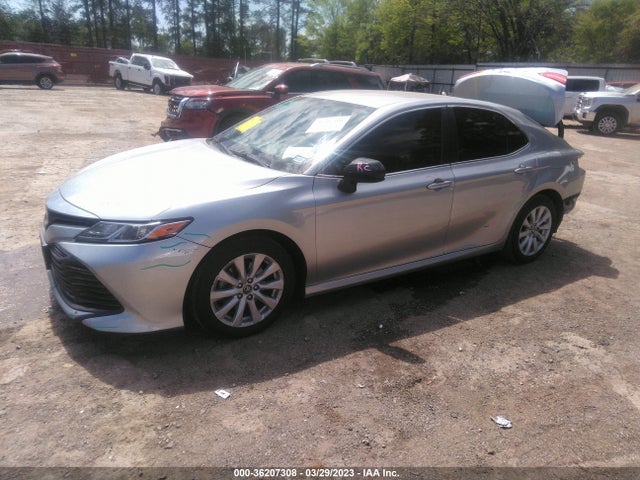 Toyota CAMRY LE 2018 4T1B11HK4JU648321 Image 2