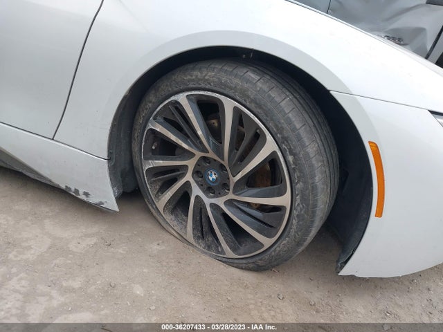 2016 BMW i8, VIN: WBY2Z2C55GV676098
