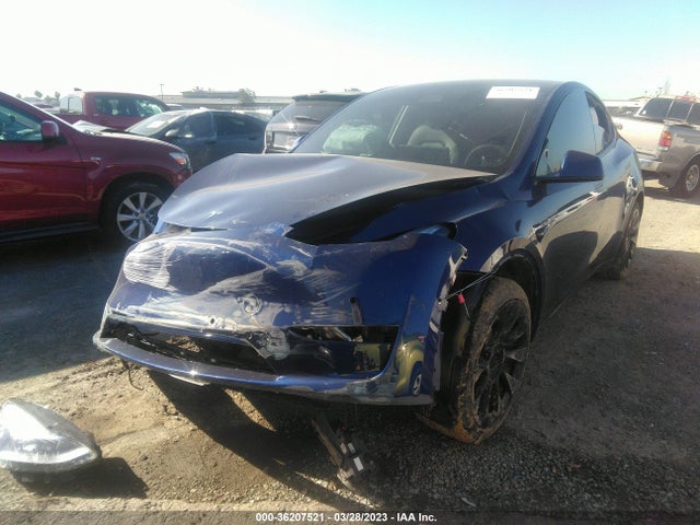 Tesla Model Y Long Range 2021 5YJYGDEE8MF204594 Image 2