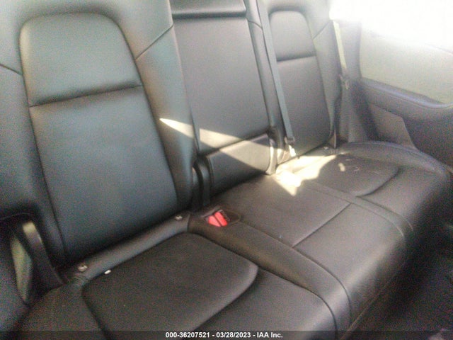 Tesla Model Y Long Range 2021 5YJYGDEE8MF204594 Image 8