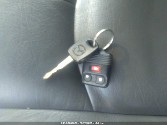 2002 MAZDA TRIBUTE LX/ES VIN: 4F2CU08192KM08972