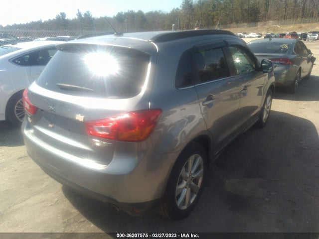 4A4AR4AU6EE015110 Mitsubishi Outlander Sport Se