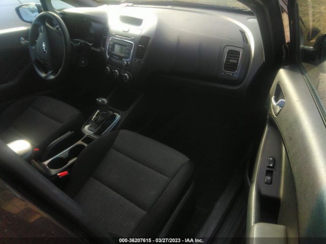 3KPFK4A74HE114075 KIA FORTE LX