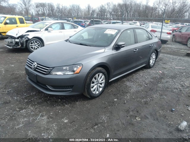 1VWAT7A37EC066352 Volkswagen Passat Wolfsburg Ed