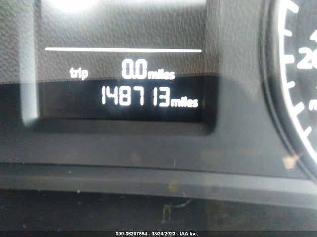 1VWAT7A37EC066352 Volkswagen Passat Wolfsburg Ed