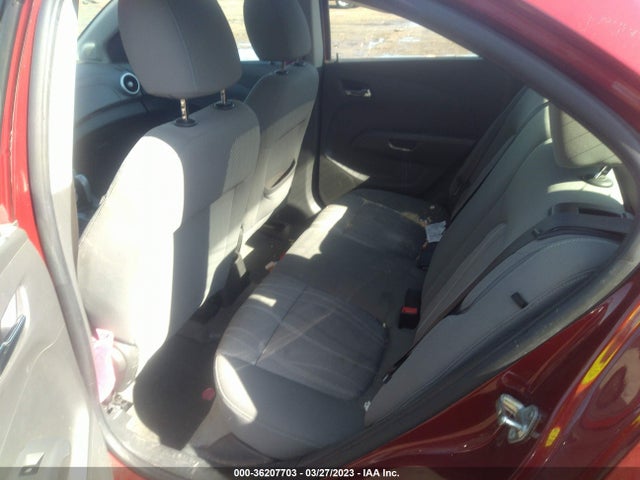 Chevrolet Sonic Lt Auto 2017 1G1JD5SH2H4130125 Image 8