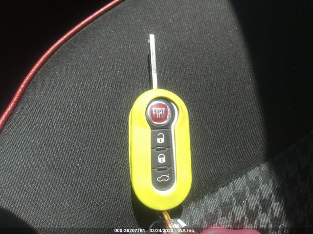 2018 Fiat 500, VIN: 3C3CFFKH7JT377788