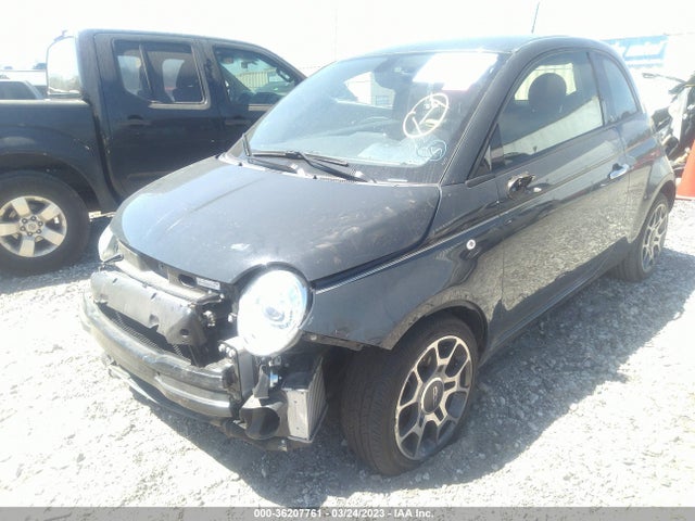 2018 Fiat 500, VIN: 3C3CFFKH7JT377788