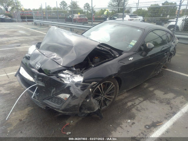 Scion FR-S 2015 JF1ZNAA16F8710946 Image 2