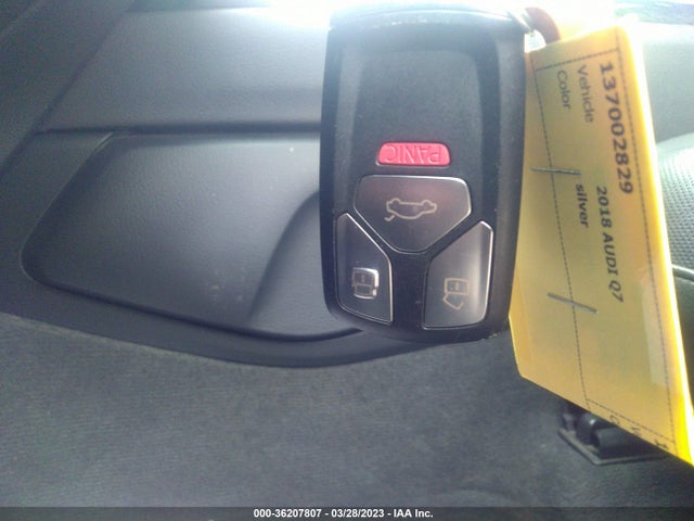 WA1VAAF70JD018077 Audi Q7 Prestige