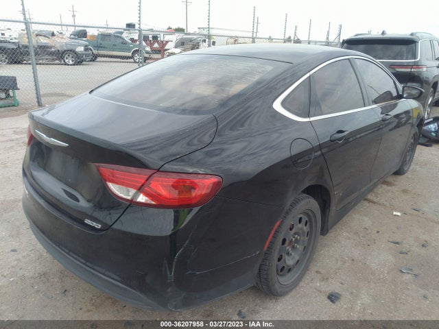 1C3CCCFB2GN146013 Chrysler 200 LX