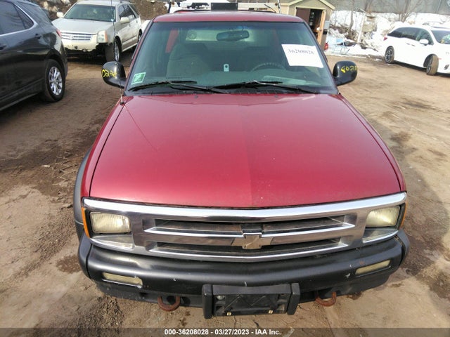 1995 CHEVROLET S TRUCK S10 VIN: 1GCCT19W6S8230308