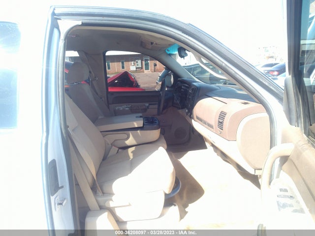 2013 CHEVROLET SILVERADO 2500HD LT VIN: 1GC2KXCG2DZ403211