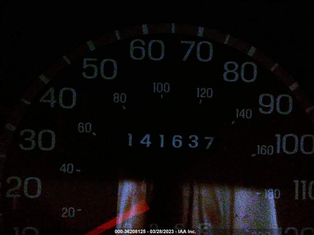2000 FORD CROWN VICTORIA VIN: 2FAFP73W7YX135705