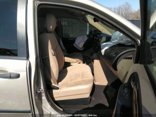 2C4RDGBG1GR217698 Dodge Grand Caravan American Value Pkg