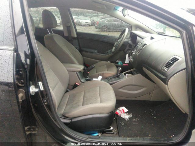 KNAFK4A65F5334001 KIA FORTE LX