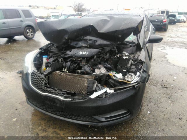 KNAFK4A65F5334001 KIA FORTE LX