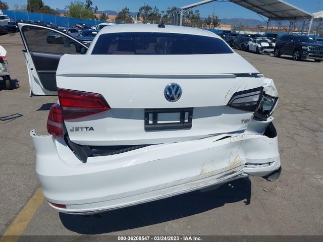 3VWD17AJ3GM346949 Volkswagen Jetta Sedan 1.8t Sport