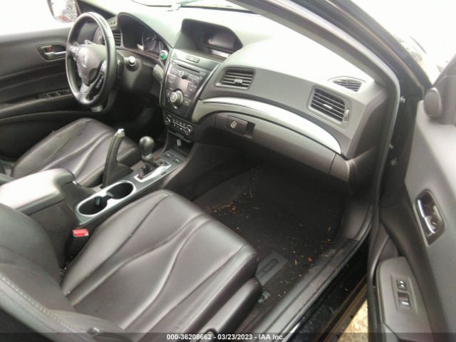 19UDE2F3XKA001803 Acura ILX