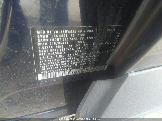 WVGAV7AX8GW604585 Volkswagen TIGUAN S