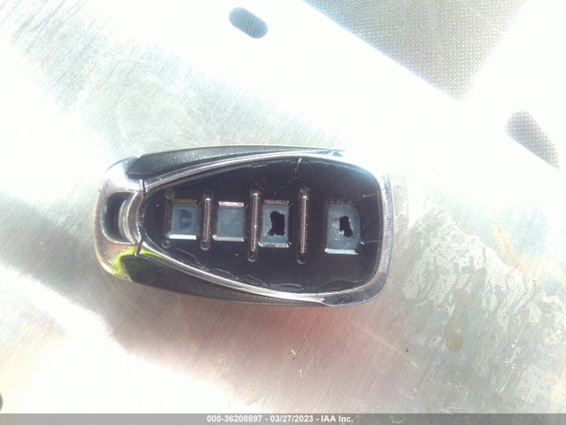 Chevrolet Trax Lt 2018 3GNCJLSB8JL216488 Image 3