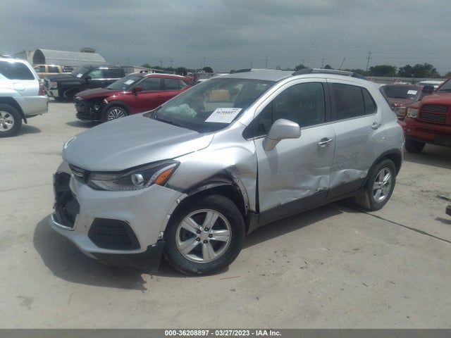 Chevrolet Trax Lt 2018 3GNCJLSB8JL216488 Image 2