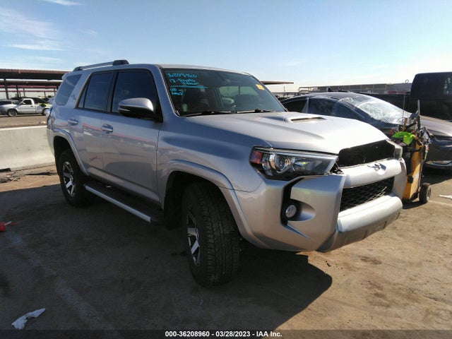 Toyota 4RUNNER SR5 2018 JTEBU5JR5J5557333 Image 1
