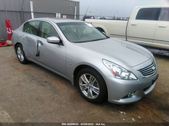 2015 JN1CV6AR3FM523788 main image