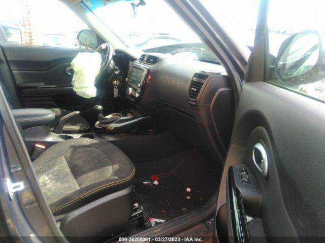 KNDJP3A55E7039757 KIA SOUL +