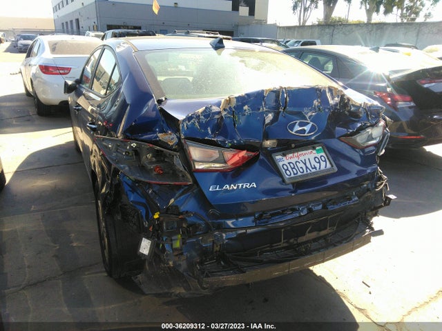 2018 HYUNDAI ELANTRA SEL VIN: 5NPD84LFXJH221207