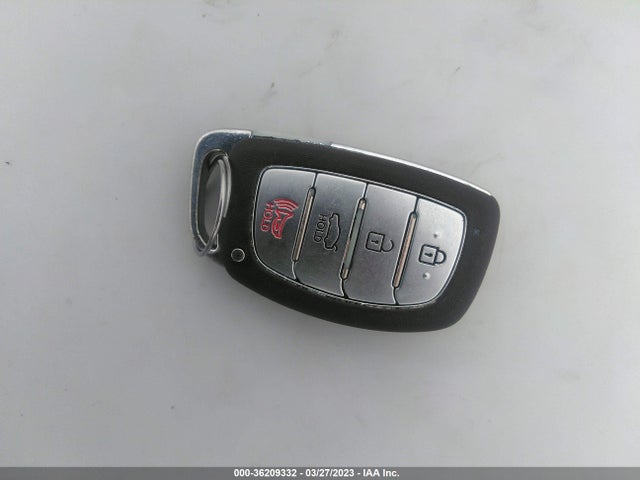 Hyundai Elantra Limited 2016 5NPDH4AE1GH736616 Image 11