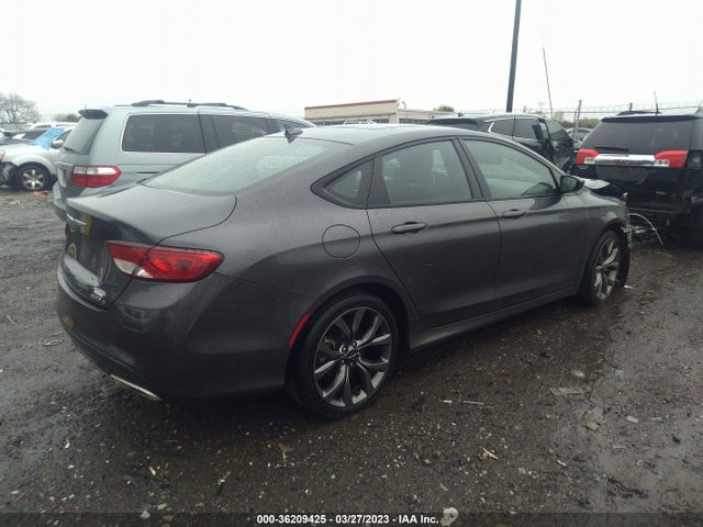 1C3CCCBG4FN673390 Chrysler 200 S