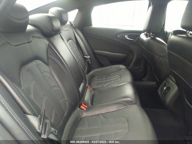 1C3CCCBG4FN673390 Chrysler 200 S