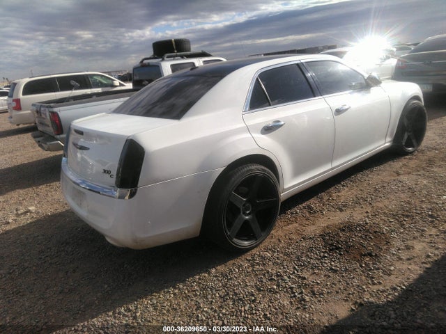 Chrysler 300 2014 2C3CCAKG6EH200960 Image 16