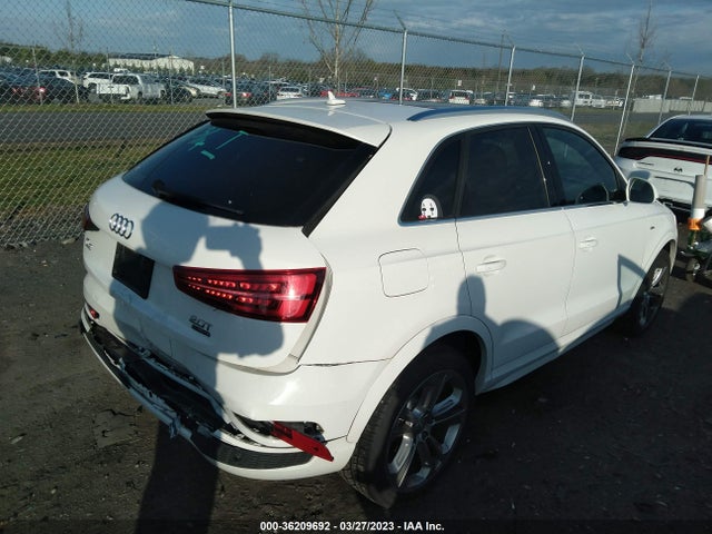 WA1GFCFS4GR001367 Audi Q3 Prestige