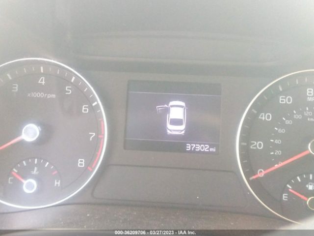 3KPF24AD8KE117686 KIA Forte Lxs