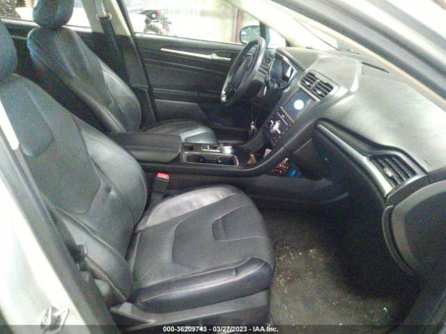 3FA6P0D91JR206983 Ford Fusion Titanium/platinum