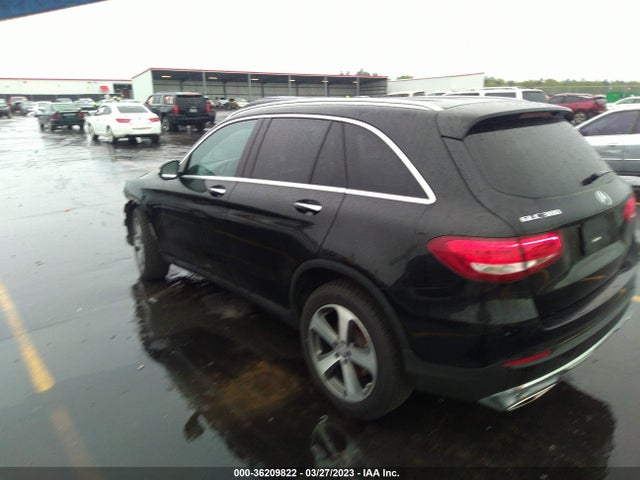 2017 Mercedes-Benz GLC-Class, VIN: WDC0G4JB8HF138312