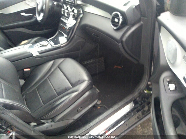 2017 Mercedes-Benz GLC-Class, VIN: WDC0G4JB8HF138312