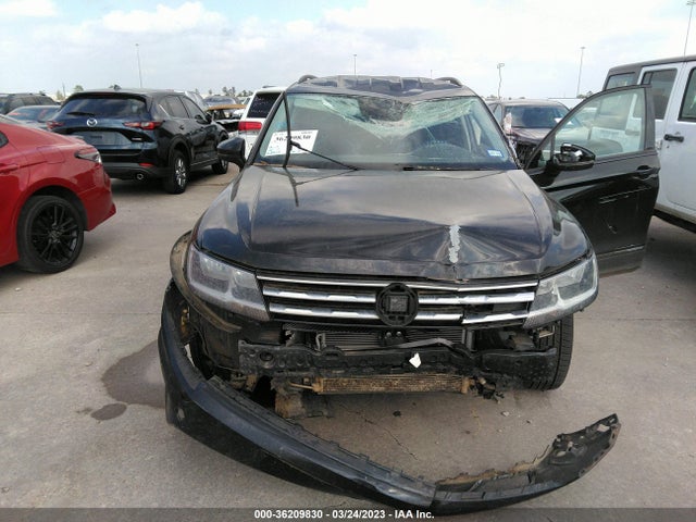3VV0B7AX9LM082070 Volkswagen TIGUAN S