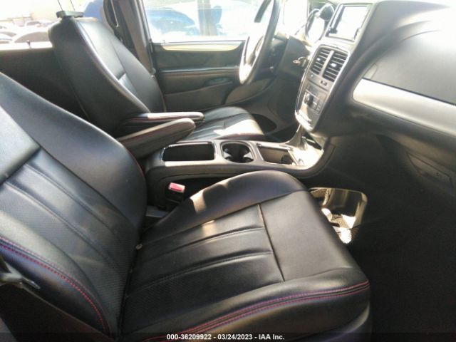 2C4RDGEG8JR324072 Dodge Grand Caravan Gt