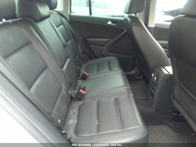 Volkswagen TIGUAN SE 2014 WVGBV3AX2EW546953 Image 8