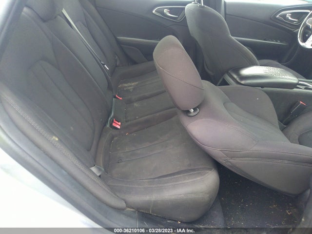 Chrysler 200 Limited 2015 1C3CCCAB2FN631273 Image 8