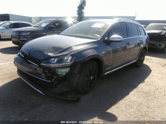 2018 Volkswagen Golf, VIN: 3VWH17AU5JM768093