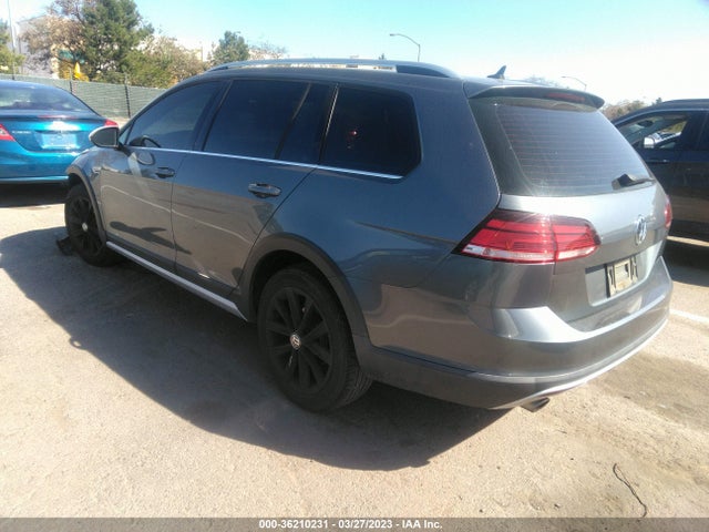 2018 Volkswagen Golf, VIN: 3VWH17AU5JM768093